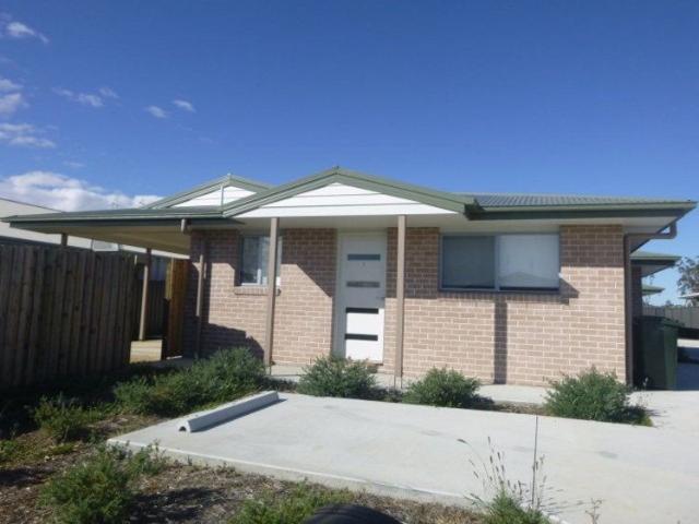 Spacious Duplex Living in a Quiet, Friendly Neighbourhood