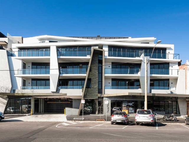 SPACIOUS EAST FACING APARTMENT