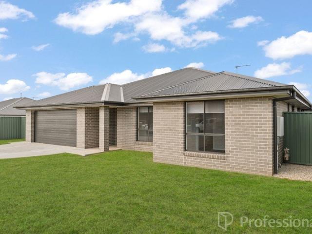 Spacious, Easy Care Living in a Family Friendly Location