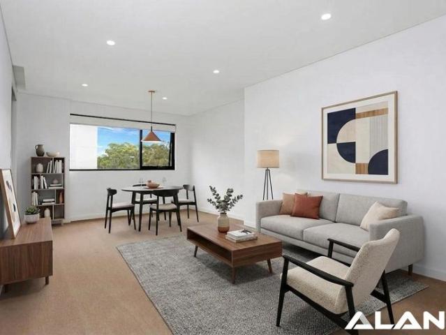 Spacious & Elegant 3 Bedrooms Apartment