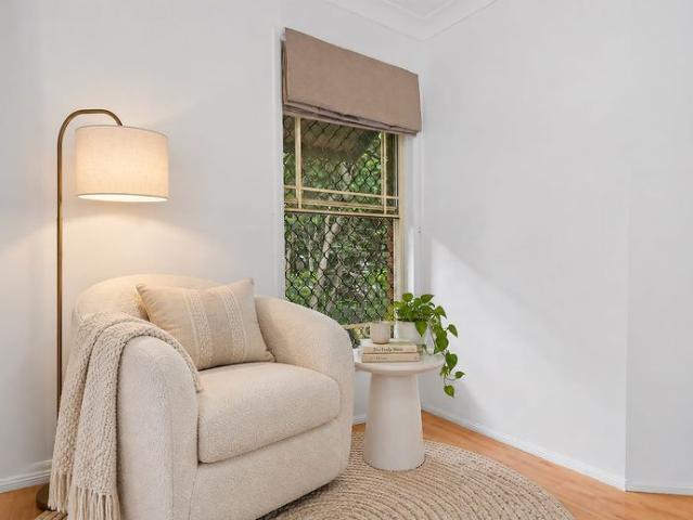Spacious End Row Townhouse with Pool Views & Private Courtyard