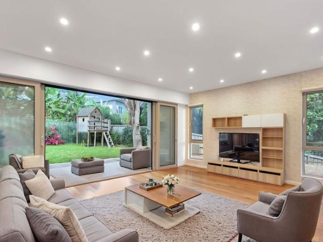 Healthy, Energy Efficient Family Living in a Peaceful Parkside Setting