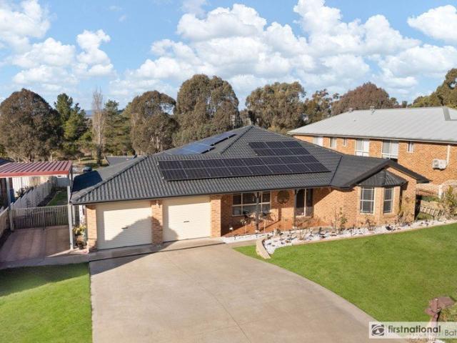 Spacious Entertainer with Views