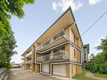 Spacious & Exceptionally Well Located