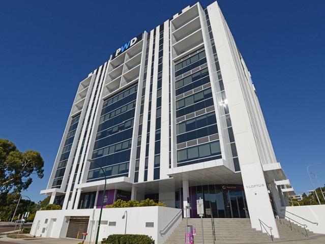 SPACIOUS EXECUTIVE APARTMENT