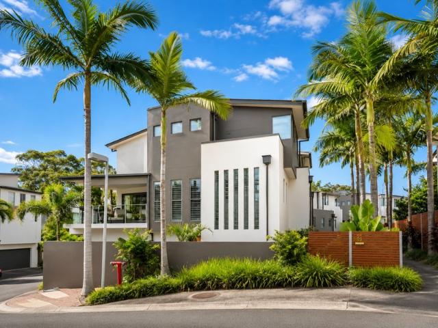 Spacious Executive Townhouse with Three Ensuites | Luxury resort style complex that you will love coming home too