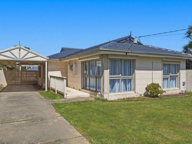 Spacious Family Comfort with Exceptional Outdoor Appeal