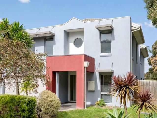 Spacious Family Comfort in a Prime Coburg Location