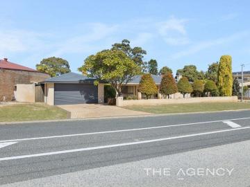 Spacious Family Abode in Quiet, Peaceful Location!