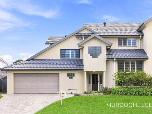 Spacious Family Duplex in a Prime Bella Vista Location