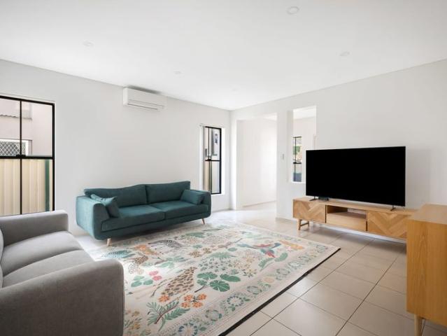 Spacious Family Duplex in the Heart of Hurstville