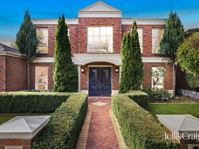 Spacious Family Entertainer in a Prime Rowville Pocket