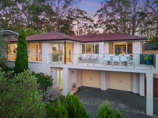 Great dual income investment opportunity with ocean views