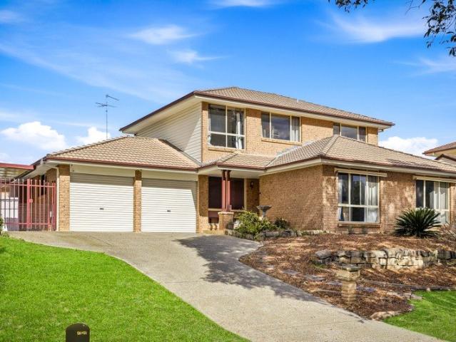 Spacious Family Entertainer with Pool & Exceptional Floor Plan