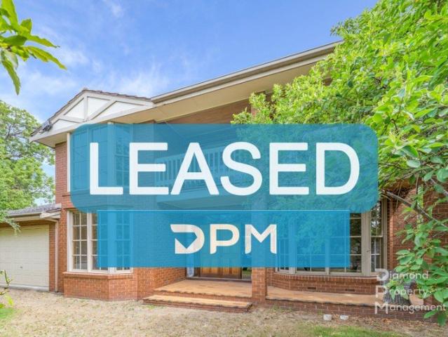 Spacious Family Estate in Prestigious Studley Park