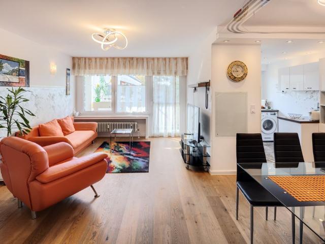 Spacious, Family Friendly 4 Room Apartment in Pasing