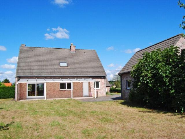 Spacious family house in a rural location on ± 24 ares