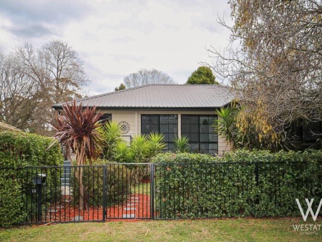 SPACIOUS FAMILY HOME