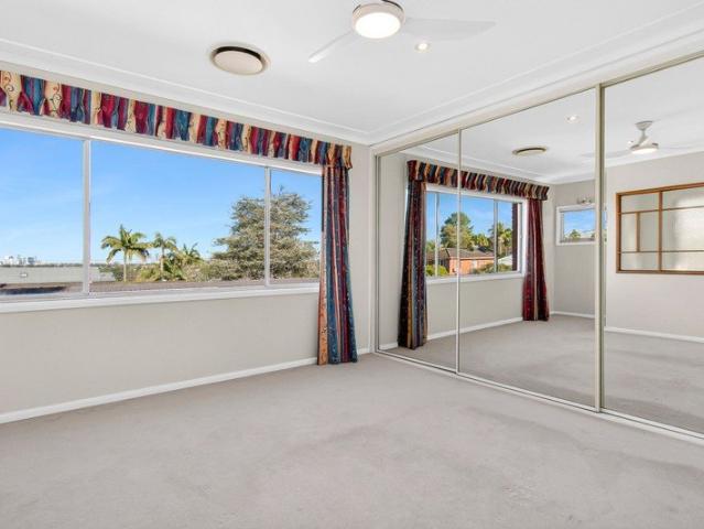 SPACIOUS FAMILY HOME
