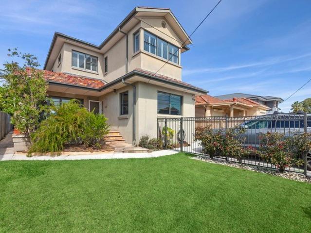 Reduced & Ready to Move Spacious Family Home