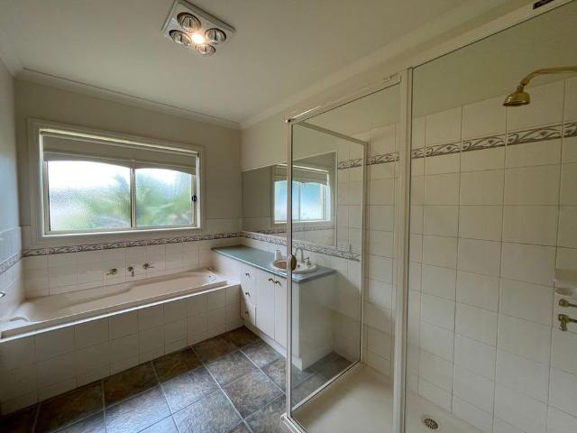 Spacious Family Home!