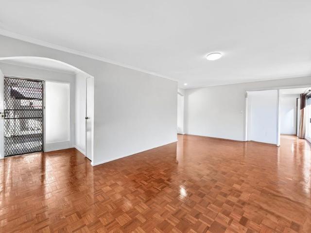 Spacious Family Home!