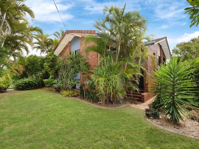 SPACIOUS FAMILY HOME