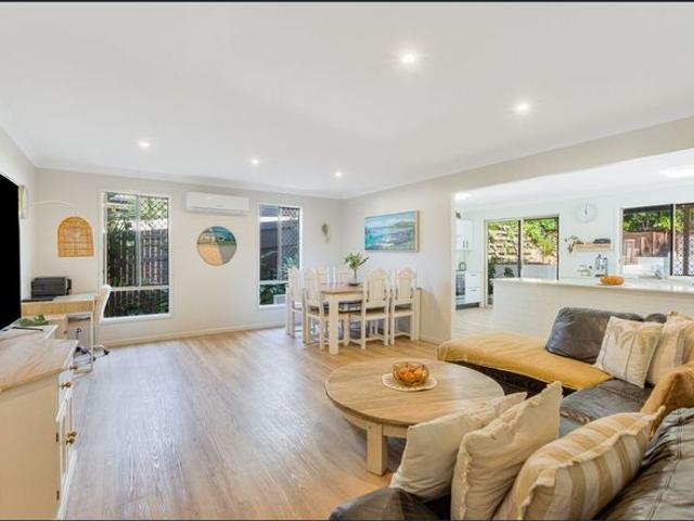 Spacious family home !