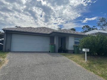 Spacious Family Home!