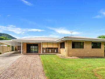 Spacious Family Home 1,139m² Block Huge Shed Pool