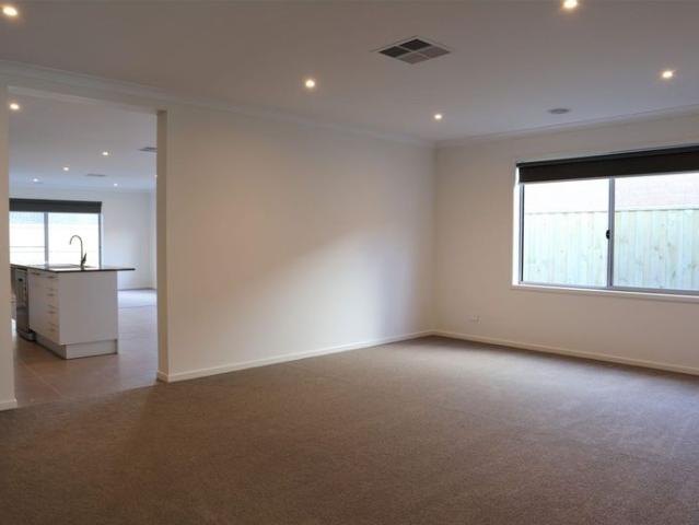 Spacious Family Home!