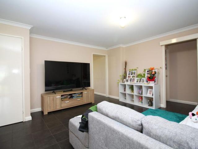 SPACIOUS FAMILY HOME