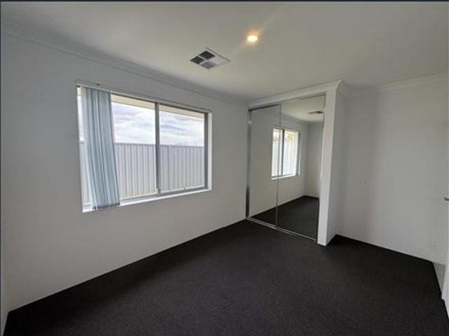 Spacious Family Home!