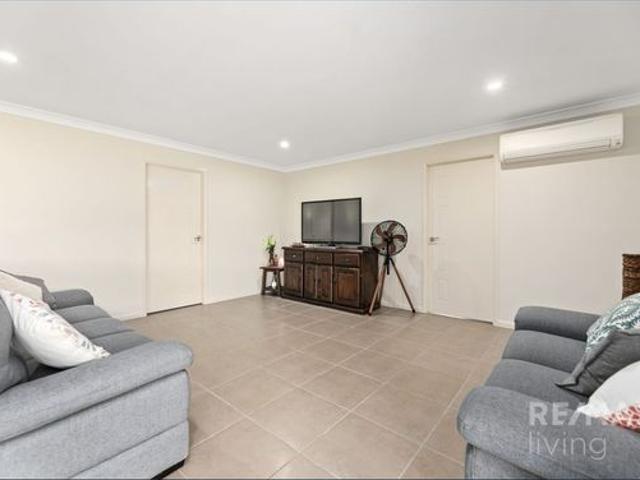 SPACIOUS FAMILY HOME