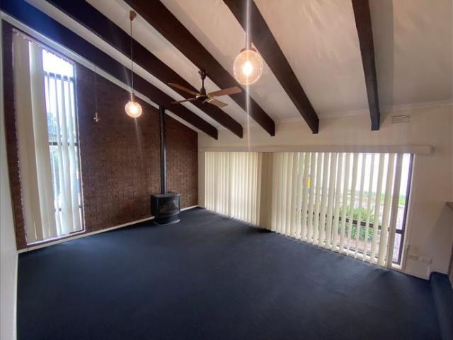 Spacious Family Home!