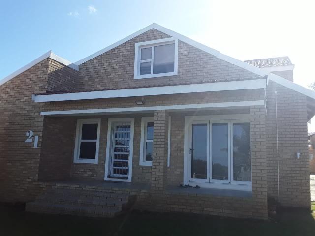 SPACIOUS FAMILY HOME TO LET WITH SEPARATE FLATLET!