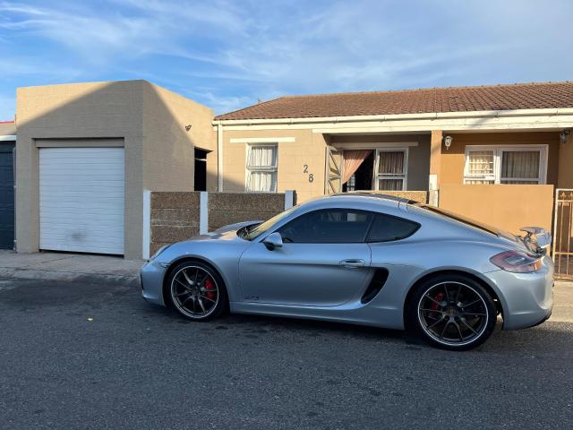 Spacious Family Home To Rent In Rocklands Mitchells Plain