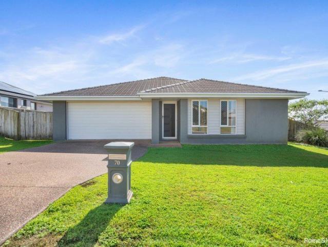 Spacious Family Home with Multiple Living Zones and Scenic Views