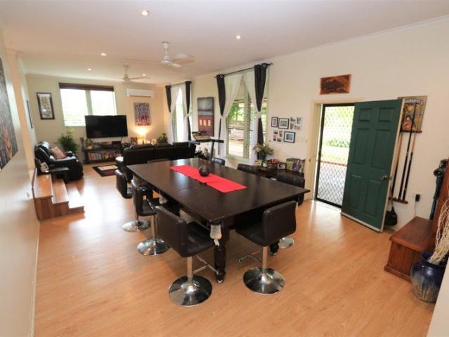 Spacious Family Home with Multiple Living Areas