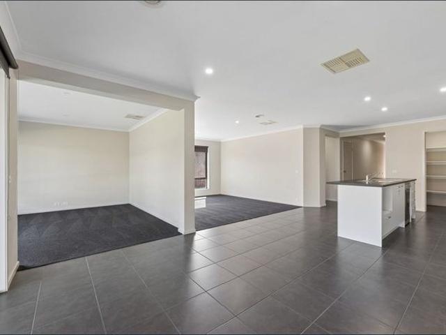 Spacious Family Home with Multiple Living Areas