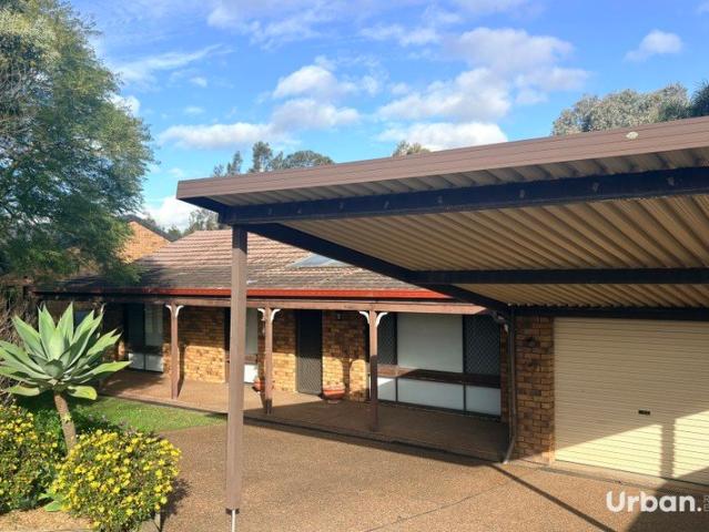 Spacious Family Home with Multiple Living Areas