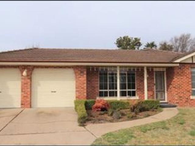 Spacious Family Home with Multiple Living Areas