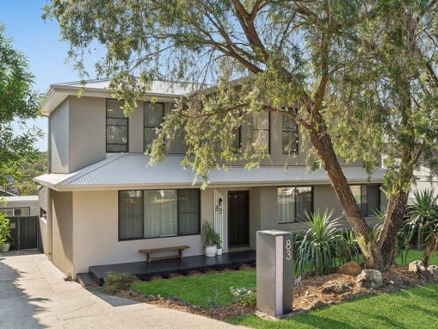 Spacious Family Home with Multiple Living Areas