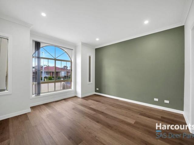 Spacious Family Home with Multiple Living Areas