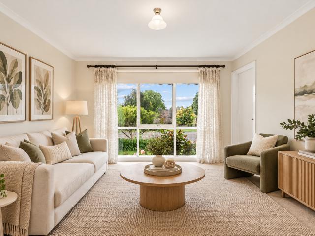 Spacious Family Home with Multiple Living Areas