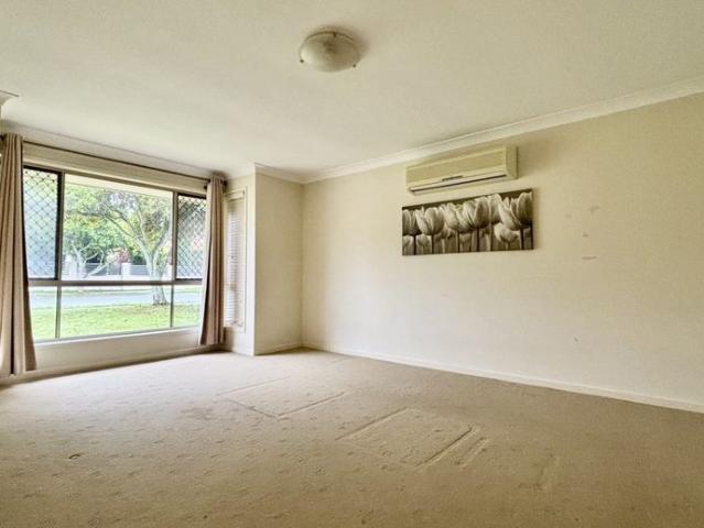 Spacious Family Home with Multiple Living Areas