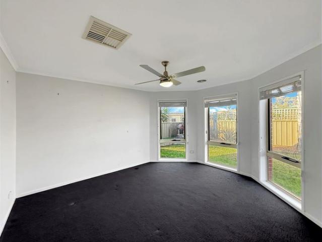 Spacious Family Home with Multiple Living Areas