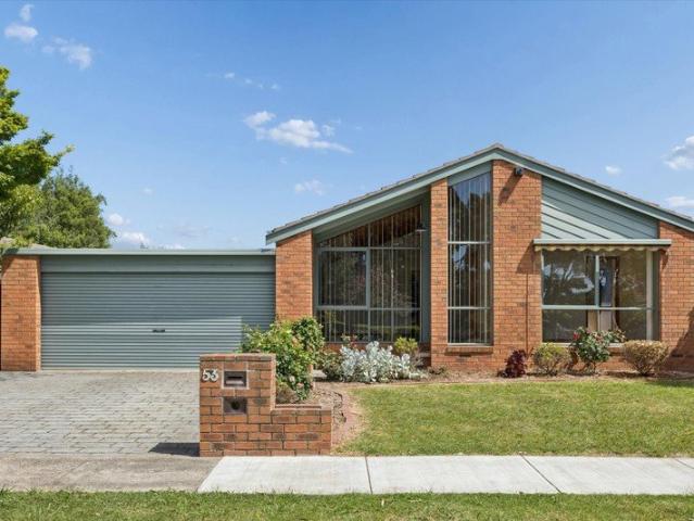 Spacious Family Home with Multiple Living Areas and Outdoor Entertaining
