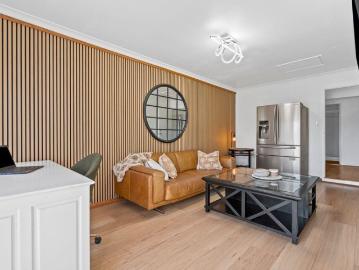 Spacious Family Home with Multiple Living Areas Entertainers Paradise