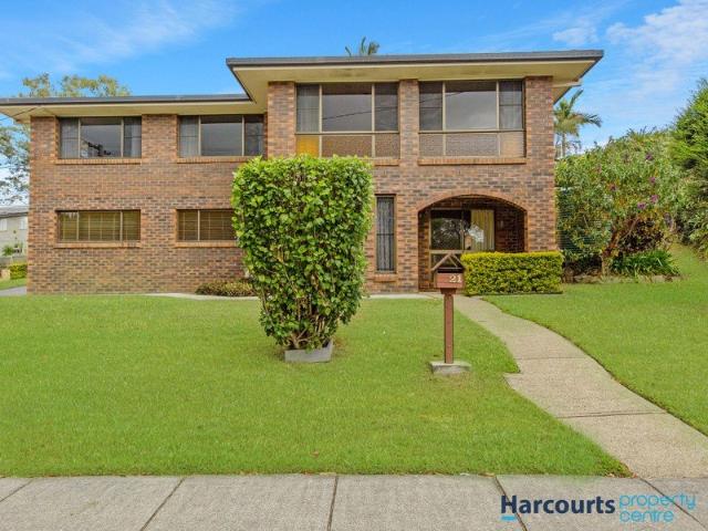 Spacious Family Home with Multiple Living Areas & Exceptional Car Accommodation